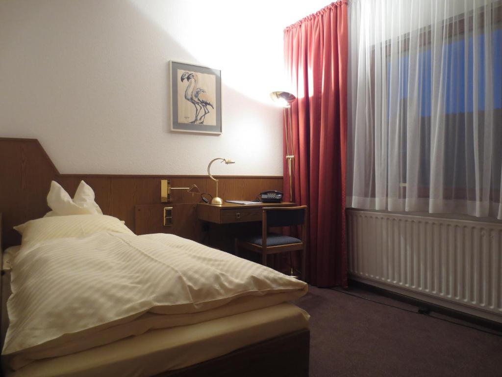Parkhotel Goldlinde Bodenwerder Rom bilde